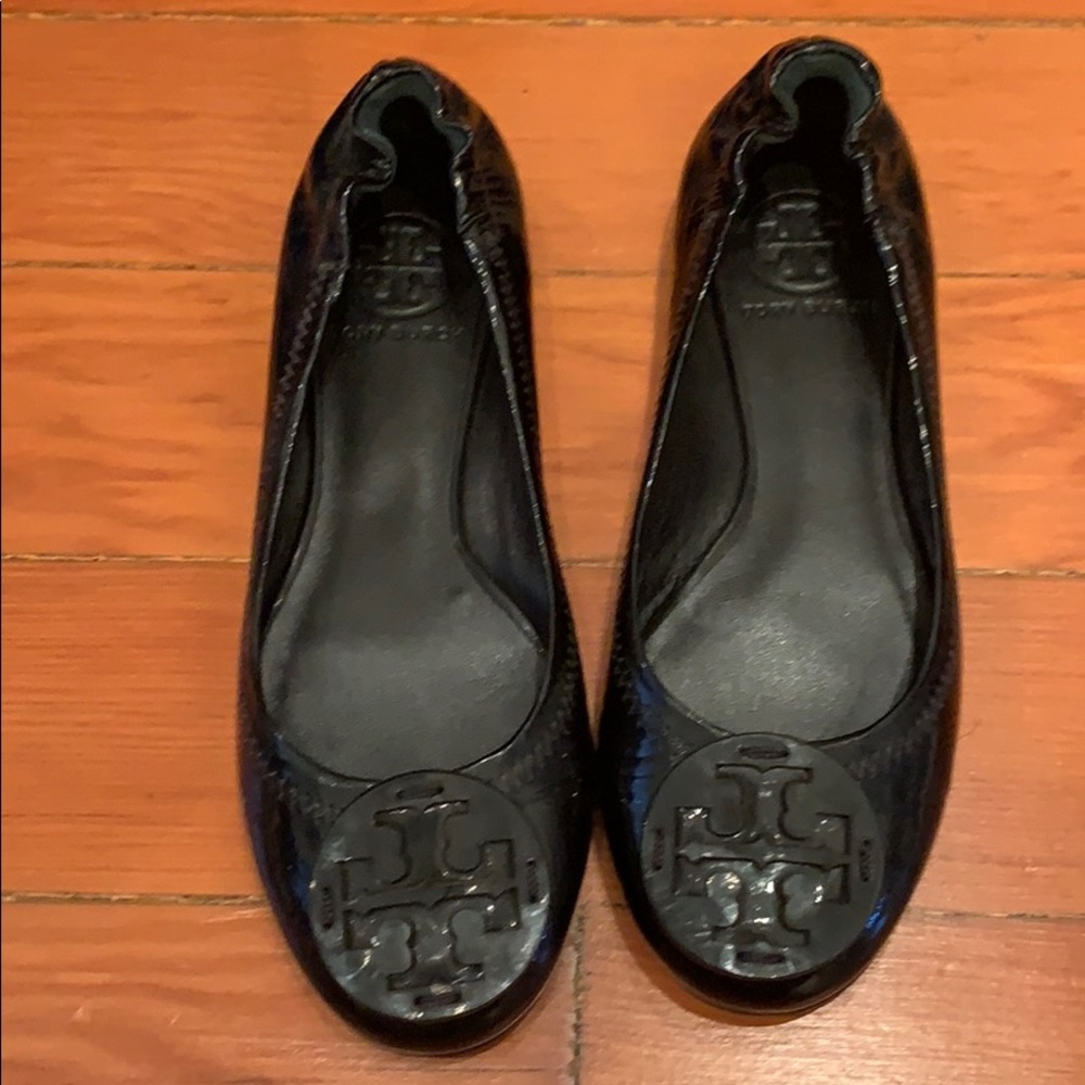 NWOT Tory Burch patent black leather flats